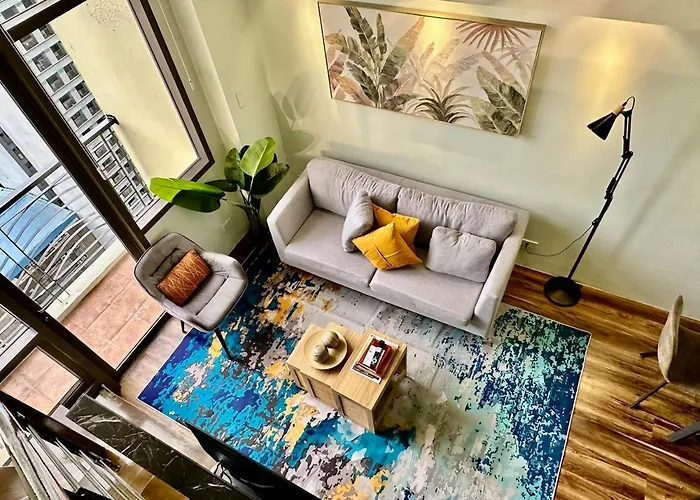 Apartment Huge 100-sqm 3br Loft Near Greenbelt Makati *
