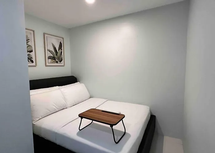 Apartment Huge 100-sqm 3br Loft Near Greenbelt Makati Manila
