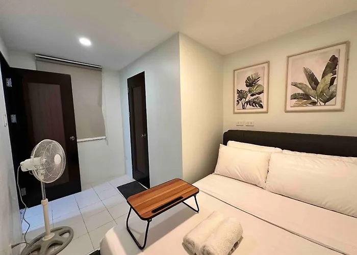 Huge 100-sqm 3br Loft Near Greenbelt Makati Apartment *
