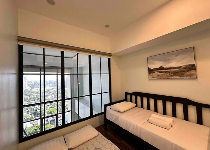Apartment Huge 100-sqm 3br Loft Near Greenbelt Makati Manila