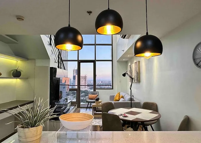 Apartment Huge 100-sqm 3br Loft Near Greenbelt Makati *