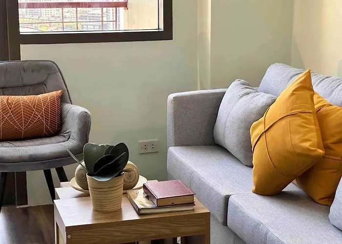 Apartment Huge 100-sqm 3br Loft Near Greenbelt Makati *